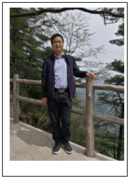 文本框: 照 片(生活照、证件照均可)要在此页面上的任何位置放置此文本框,只需拖动它即可。